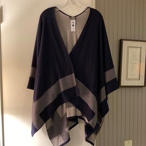 CAbi Reversible Wrap Size M/L